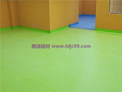 万源诊所地胶