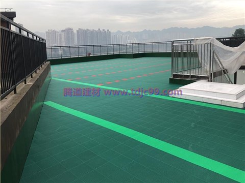 谢家湾幼儿园屋顶悬浮地板工程