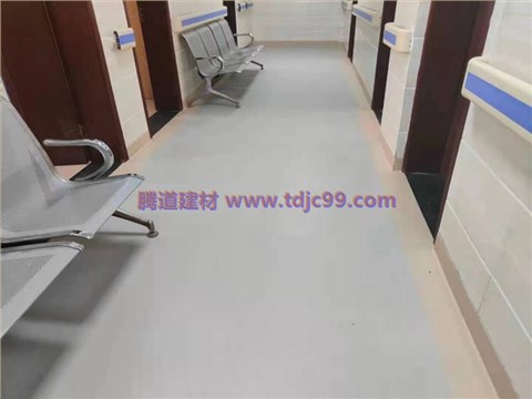 渝北区玉峰山中心医院地胶工程
