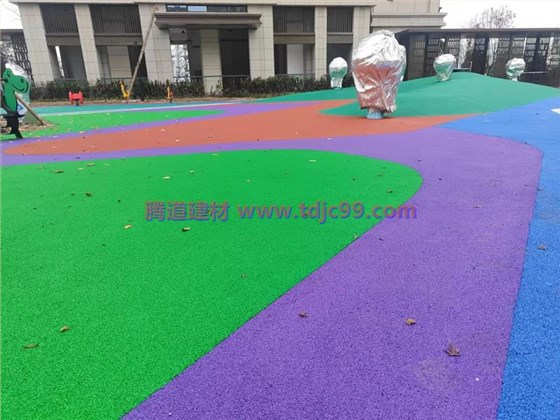 EPDM运动场地5