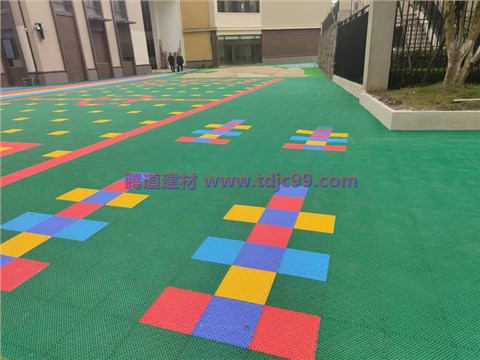 巴南博琅郡幼儿园悬浮地板工程