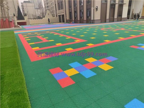 巴南博琅郡幼儿园悬浮地板工程