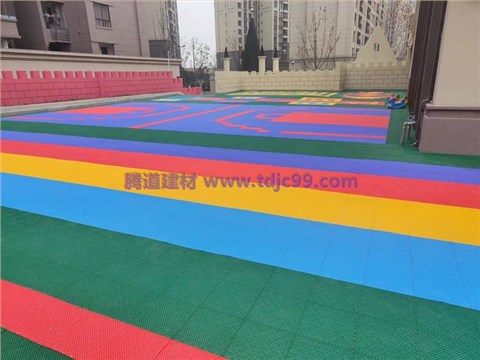 巴南博琅郡幼儿园悬浮地板工程