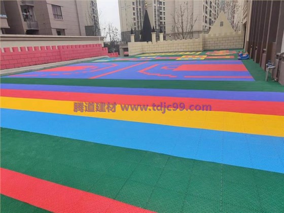 幼儿园悬浮地板工程2