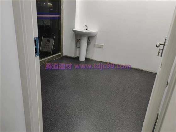 渝北区妇幼保健院地胶工程 (5)
