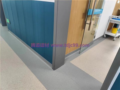 璧山区第二人民医院同质透心地胶工程