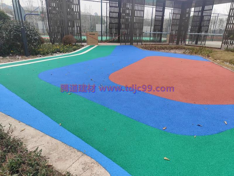 EPDM运动场地6