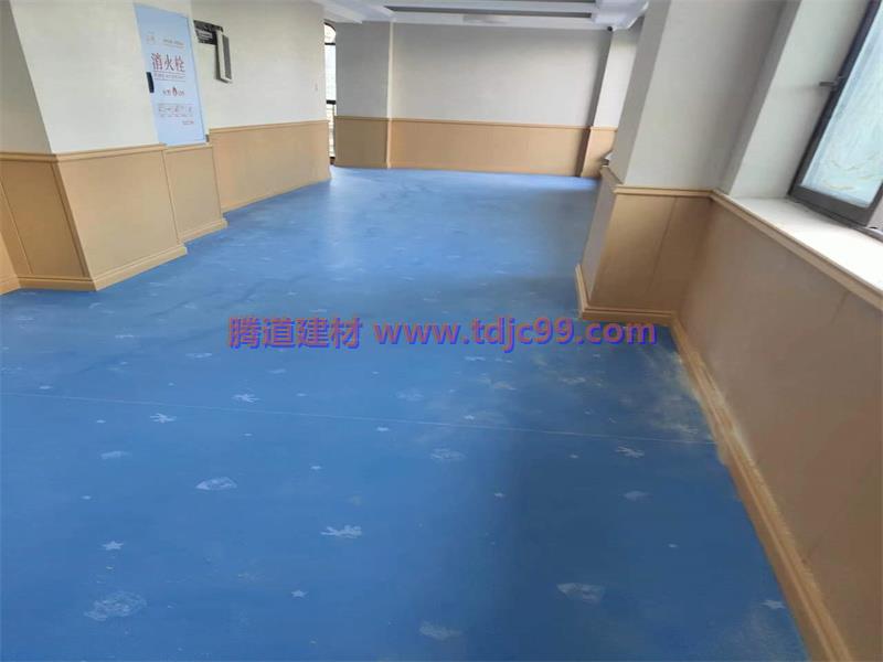 金科廊桥水乡幼儿园地胶工程 (4)